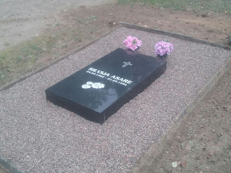 GINTS NEŠKO PIEMINEKĻU DARBNĪCA - Granīta kapu apmales